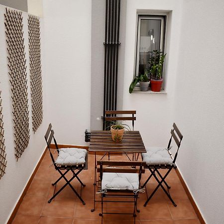 Apartment With A Patio In Las Canteras ラスパルマス・デ・グランカナリア エクステリア 写真