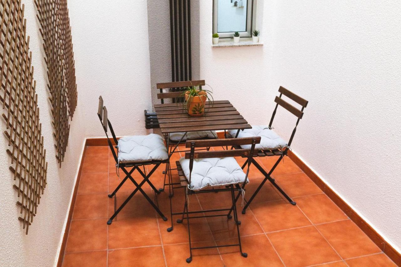 Apartment With A Patio In Las Canteras ラスパルマス・デ・グランカナリア エクステリア 写真